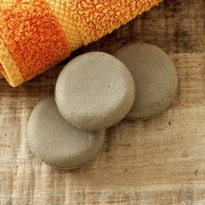 Ponio Tuhý šampón s Ichtamolom Hmotnosť šampónu: 60g